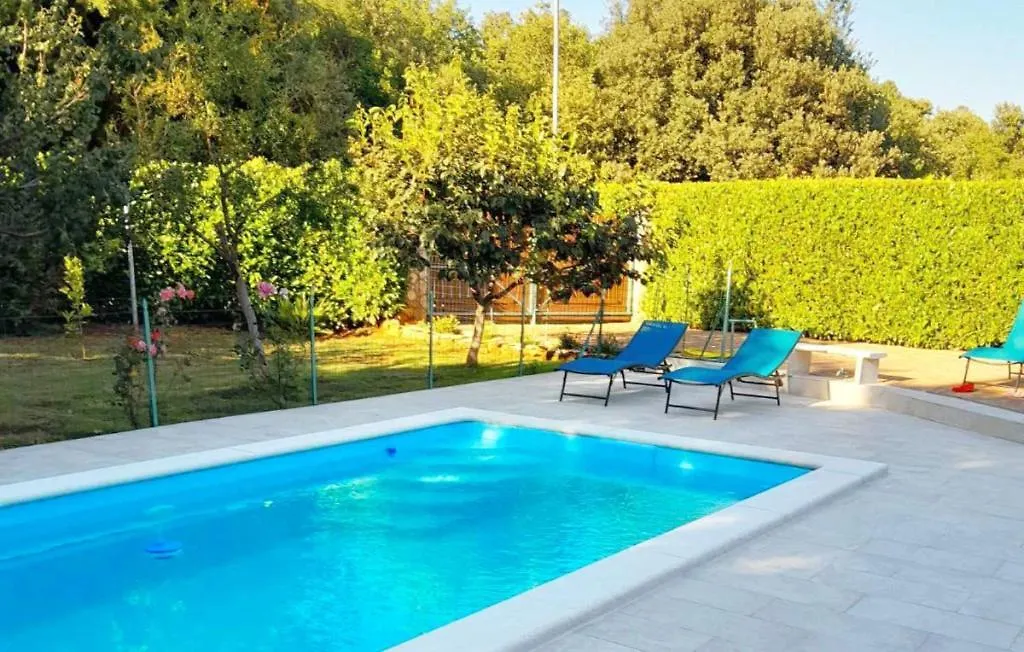 Beautiful Casa Ivana With Pool In Pola Villa